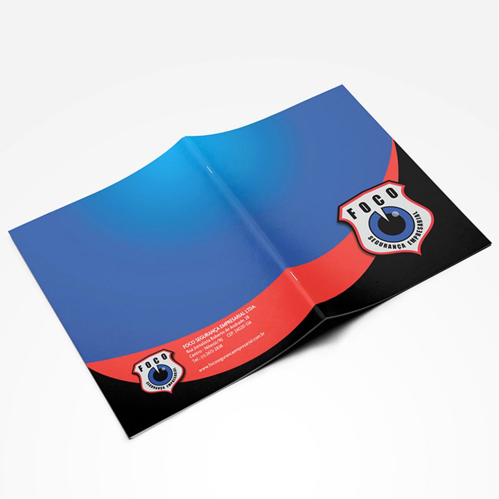 Criação, design e impressão de cartões de visita e pastas personalizadas para a Foco Segurança Empresarial